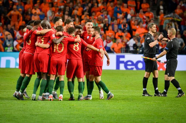 PORTO, PORTUGLAL - 09 de junho de 2019: os companheiros de equipe de Portugal comemoram — Fotografia de Stock