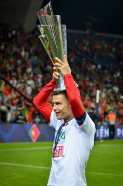 Porto, Portuglal - 09 Haziran 2019: Cristiano Ronaldo oyuncuları