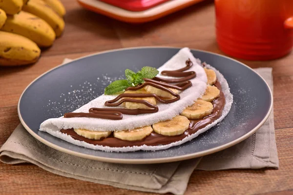 Tapioca Gevuld Met Hazelnoot Slagroom Plakjes Banaan — Stockfoto