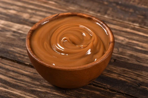 Dulce Leche Tigela Madeira — Fotografia de Stock