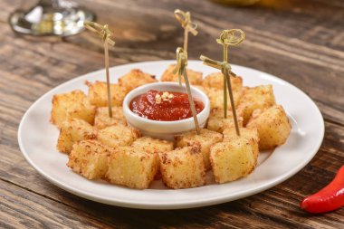 Tapyoka kareler ve biber jöle