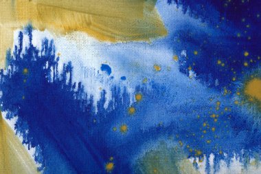 Ultramarine ve ochre suluboya el çizilmiş arka plan. Vintage çivit kuru fırça darbeleri raster illüstrasyon. 