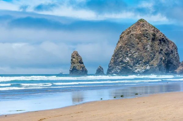 Famous Haystack Rock Cannon Beach Oregon Coast Usa — Stock Photo, Image