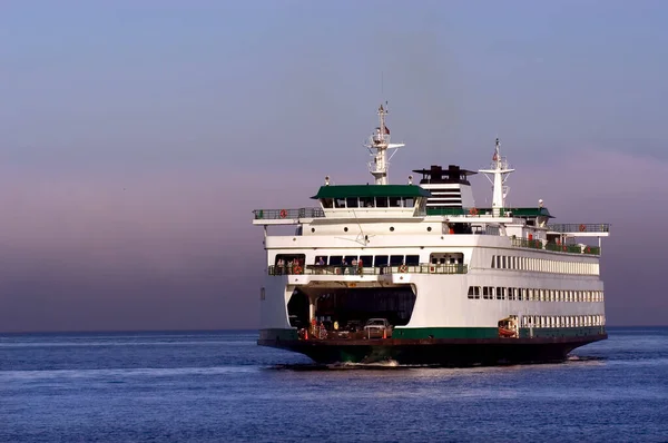 Barco Balsa Transportando Passageiros Carros Através Puget Sound Seattle Para — Fotografia de Stock