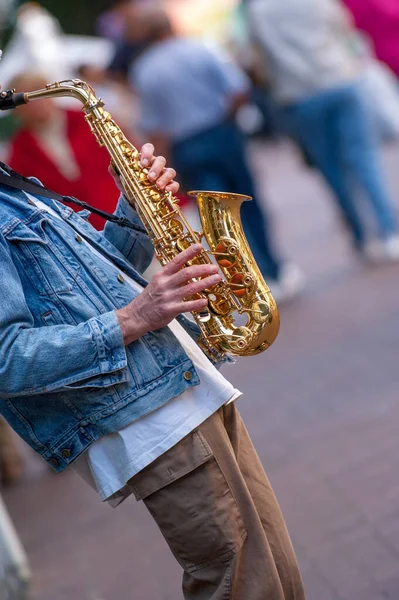 Straßensaxofonist Auf Einem Bürgersteig Vancouver Kanada — Stockfoto