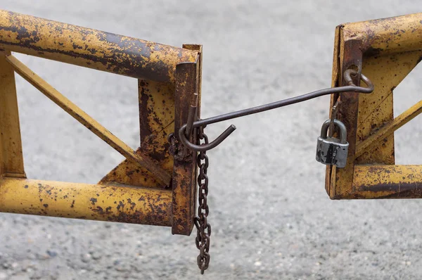 Latch on the gate to the territory of primary school