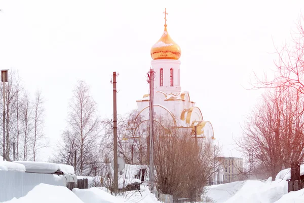 One-domed church, a chapel with a golden dome