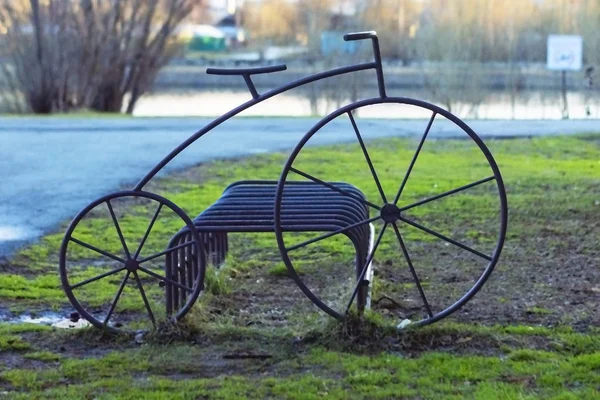 Construção Metal Forma Uma Bicicleta Tubos Paralelos Para Estacionamento Bicicletas — Fotografia de Stock