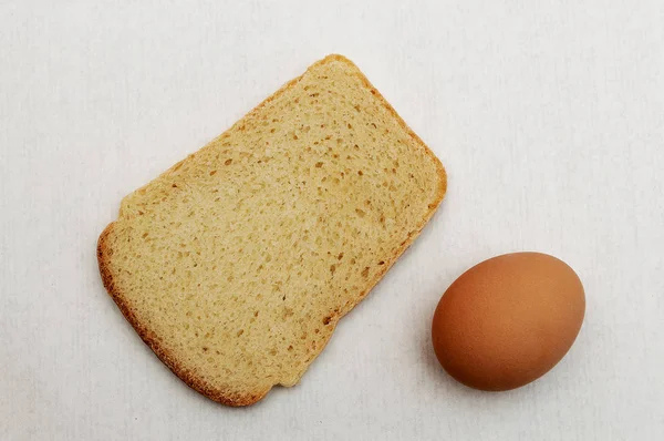 Een Brood Een Bruin Uitzicht Van Bovenaf Isoleren Witte Achtergrond — Stockfoto