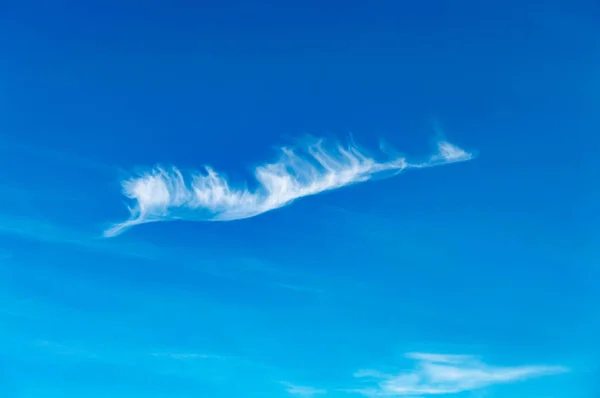 Hermosas Nubes Cielo Desnudo Vista Inferior — Foto de Stock