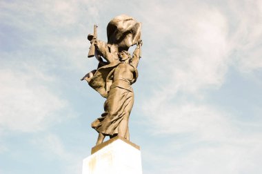 Anıt 