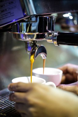 espresso kahve makinesi kahve makinesi kahve dükkanında kafede vurdu