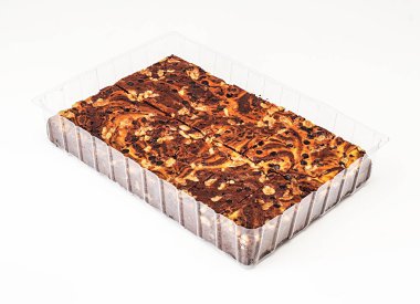 beyaz zemin üzerinde leziz cheesecake