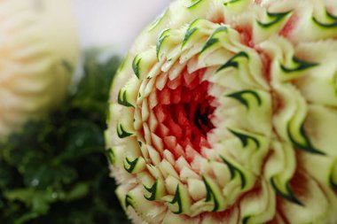 Meyve ve sebze oymalar, oyma ekran Tay meyve