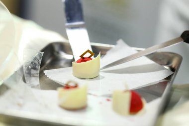 Tatlı servis, yemek, lezzetli dekorasyon Şef