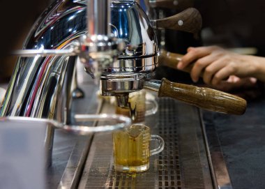 espresso kahve makinesi kahve makinesi kahve dükkanında kafede vurdu