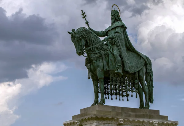 Pomnik Króla Węgierskiego Saint Ishtvan Fisherman Bastion Budapeszcie Pomnik Został — Zdjęcie stockowe