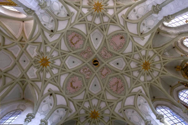 Kladruby, Çek Cumhuriyeti. 13, Ekim 2018. Kubbe içeriden, Benedictines Kladruby Manastırı. Kladruby Manastırı. Avrupa. Avrupa seyahat.