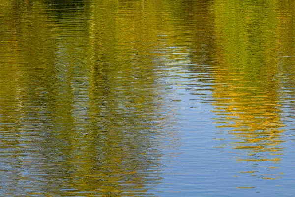 Textura Agua Color Amarillo Verde Agua Arrugada Patrón Colorido Arte —  Fotos de Stock