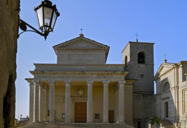 Basilica di San Marino bir Katolik Kilisesi. Neoklasik tarzda inşa edilmiş. İtalya. Popüler turistik. Avrupa seyahat. San Marino. San Marino Cumhuriyeti    