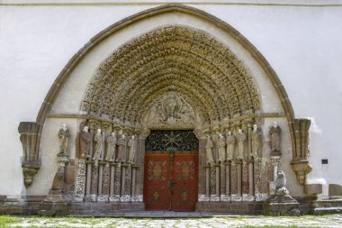 Monastery of Porta Coeli. Gothic portal Romanesque-Gothic Basilica of the Assumption of the Blessed Virgin Mary. Built in 1230. 