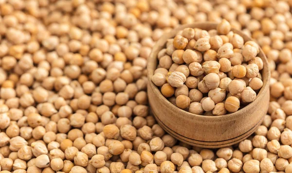 Tazón Madera Sobre Fondo Garbanzos Primer Plano — Foto de Stock