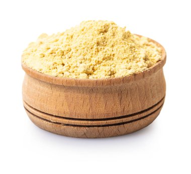 beyaz izole arka planda baharat zencefil kurutulmuş