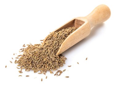 beyaz izole arka planda kuru zira baharat