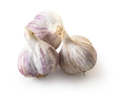 beyaz izole arka plan üzerinde organik sarımsak closeup