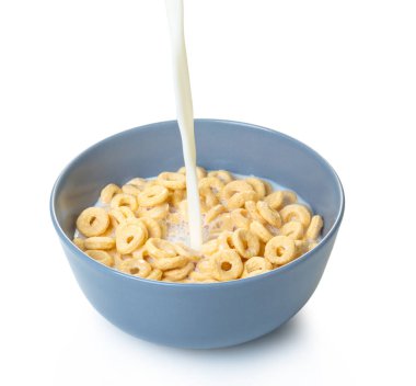 süt beyaz izole arka planda tatlı Mısır yüzük