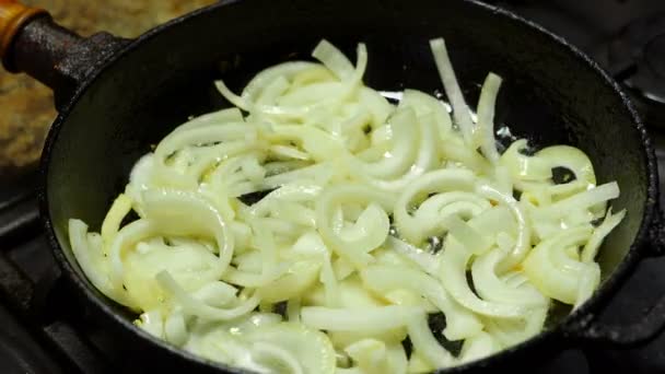Gotować Frytki Warzywa Jajkiem Patelni — Wideo stockowe