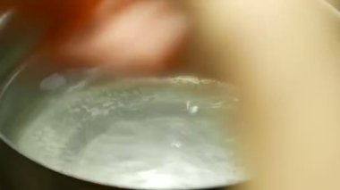 haşlanmış yumurta, closeup hazırlamak yemek