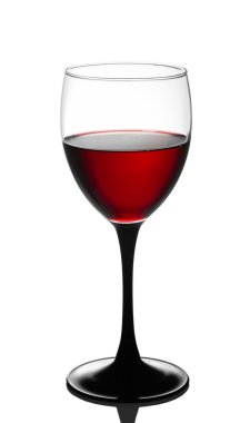 Bir kadeh kırmızı şarap. 