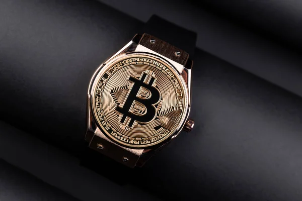 Bitcoin tid koncept på kreativ bakgrund. — Stockfoto