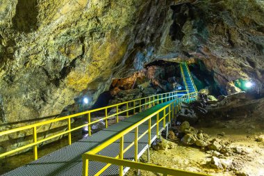 Ialomita Mağarası İçi, Bucegi Dağları, Romanya