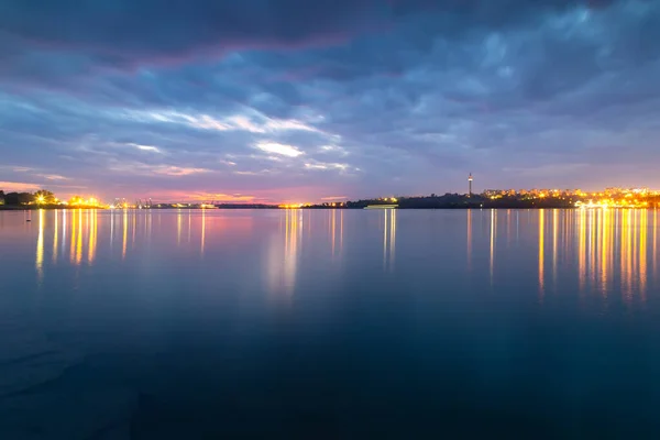 Noc nad Dunajem, miasto Galati, Rumunia — Zdjęcie stockowe