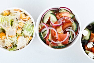 Üç yemekleri en iyi görünümü. taze, sebze, izole