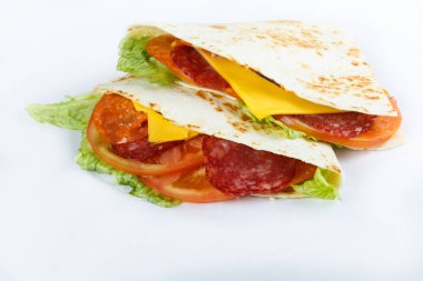 Meksika geleneksel yemeği - quesadillias kapatın. Üstten Görünüm menü fotoğraf