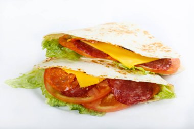 Meksika geleneksel yemeği - quesadillias kapatın. Üstten Görünüm menü fotoğraf