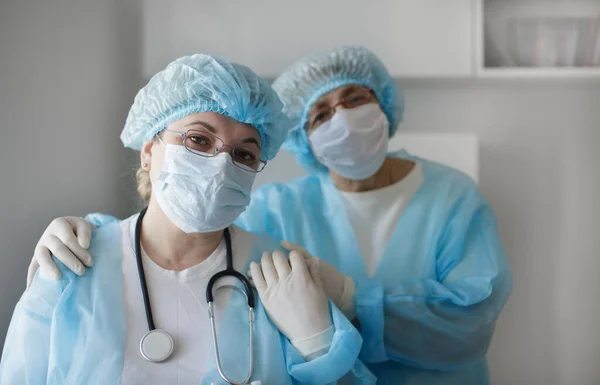 Gezondheidszorg Medisch Concept Covid Vrouwelijke Dokters Medische Beschermende Pakken Teamwerk — Stockfoto