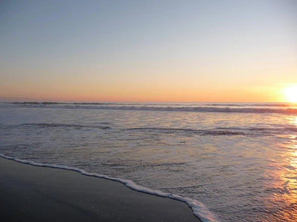 Csodálatos Óceánra Néző Hullámok Felhős Mentén Közép Kalifornia Partjainál — Stock Fotó