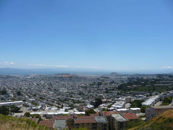 Increíble Vista Los Edificios Ciudad Con Fondo Cielo Azul — Foto de Stock