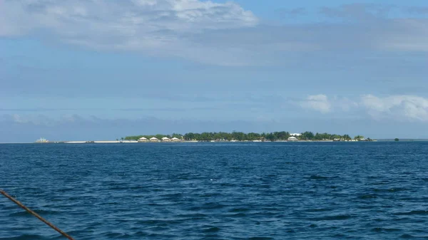 Vista Incrível Oceano Com Ondas Tranquilas — Fotografia de Stock