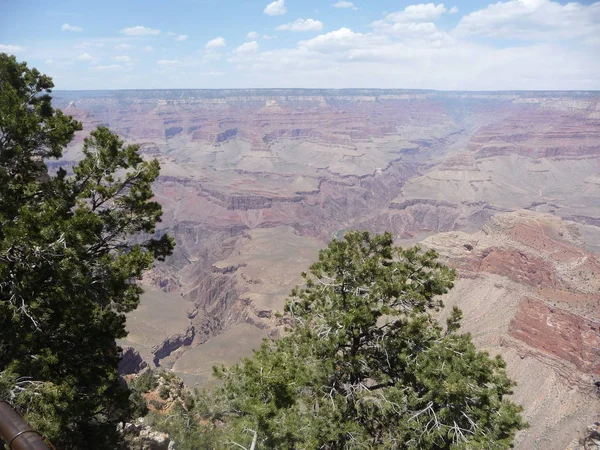 Impresionante Naturaleza Rocosa Vista Montaña Con Cielo Nublado — Foto de Stock