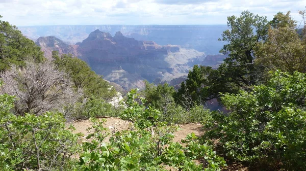 Impresionante Vista Montaña Naturaleza Con Cielo Nublado — Foto de Stock