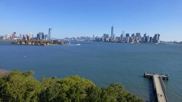 Vista Panorâmica Horizonte Manhattan Dia Ensolarado — Fotografia de Stock