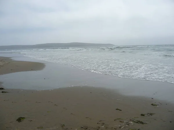 Vista Incrível Oceano Com Ondas Tranquilas — Fotografia de Stock