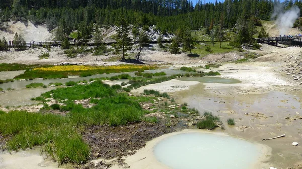 Vista Las Aguas Termales Con Vapor Luz Del Sol —  Fotos de Stock