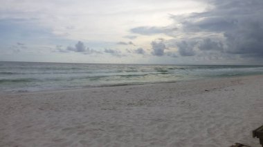 Muhteşem okyanus manzarası ile muhteşem gök