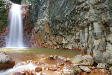 Sıçramasına şelale muhteşem doğa manzaralı